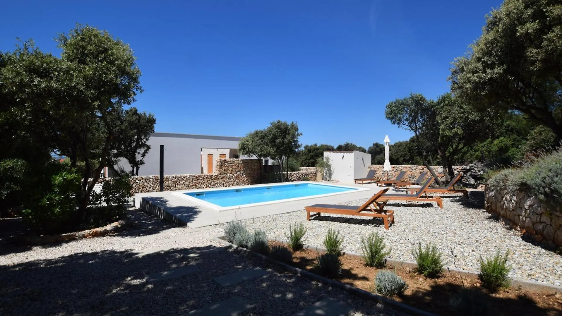 Not Detached Home With Swimming Pool For Use Mandre Croácia