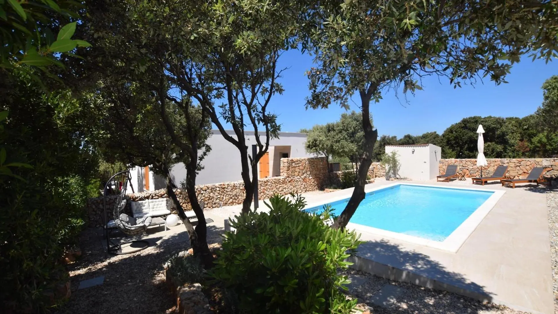 Not Detached Home With Swimming Pool For Use Mandre Casa de Férias